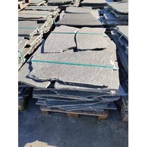 Oppdal Bruddskifer Mørk Mellomstore 3-4cm (pris pr kvm)