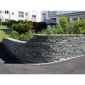 Oppdal Tørrmur Mørk m/naturkant dybde ca 15-30cm (2,4m2)
